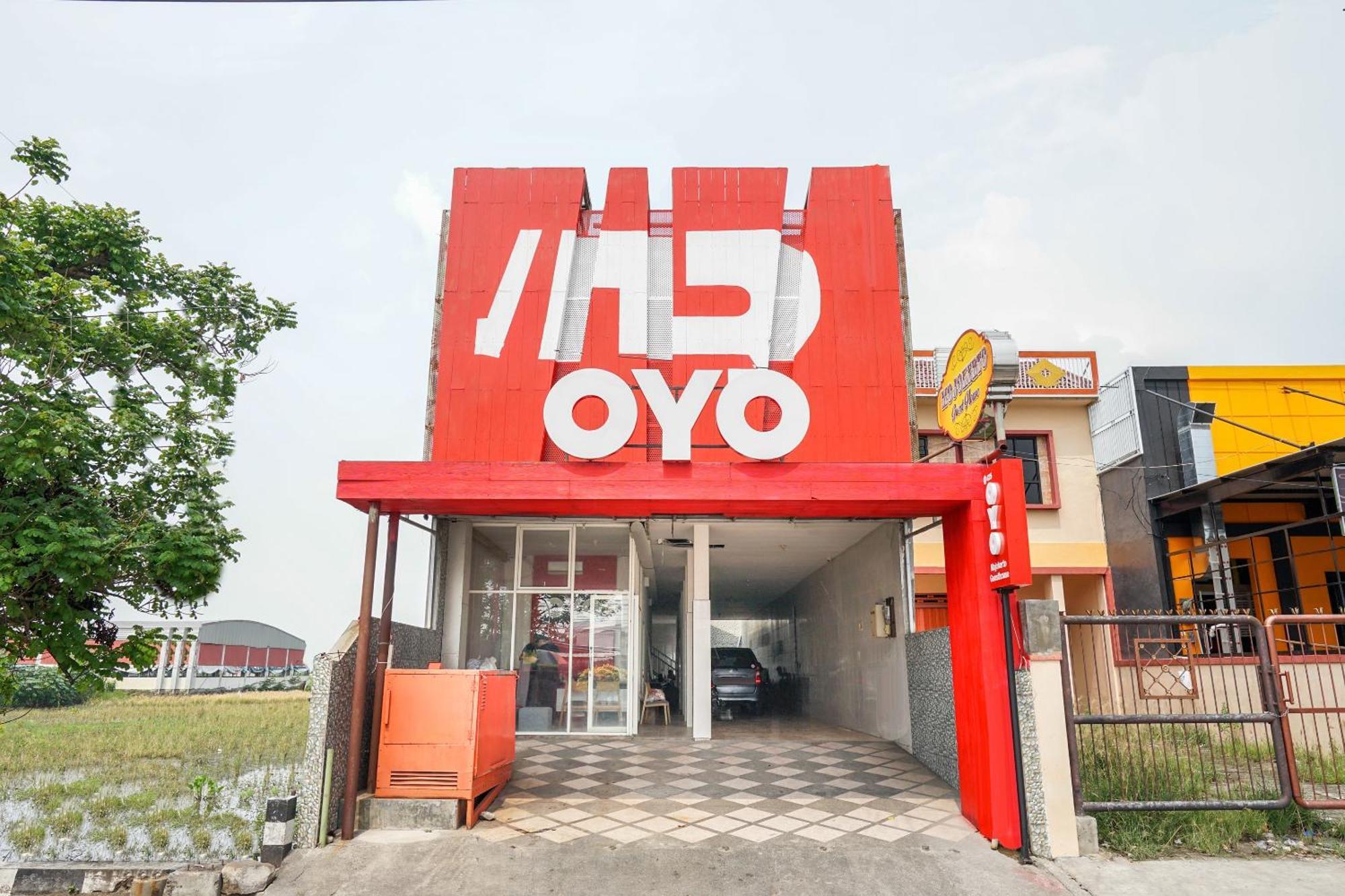 Oyo 425 Mojokerto Guesthouse Exteriér fotografie